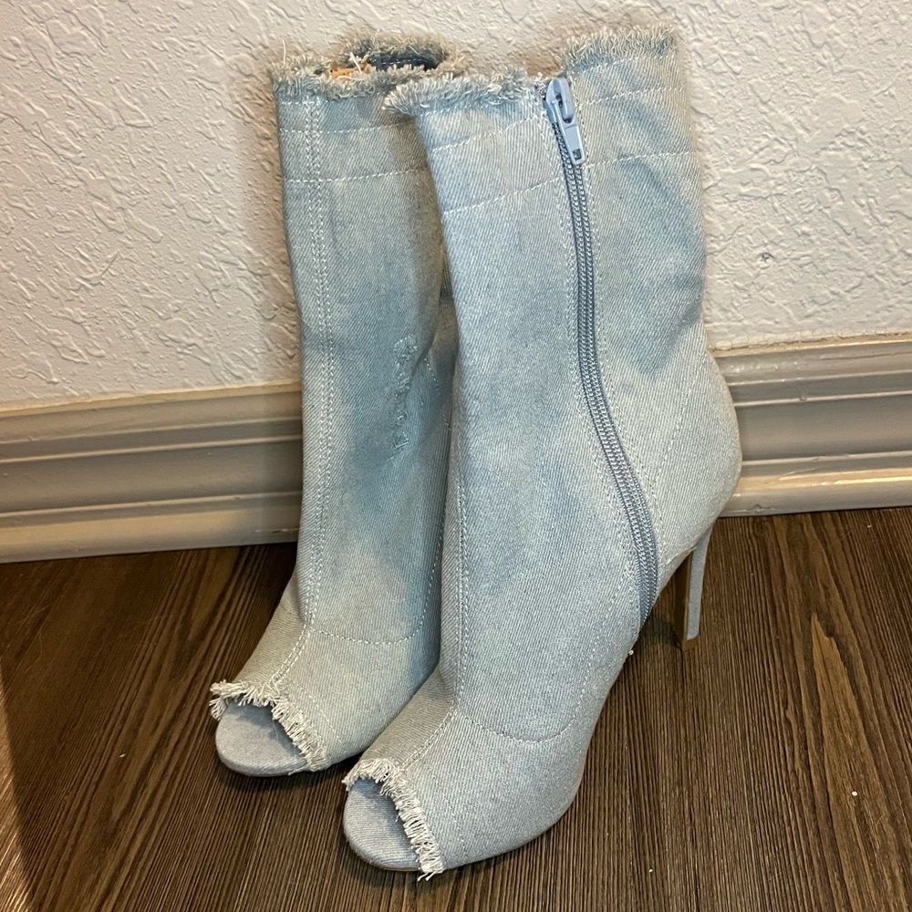 Light wash denim boots Charlotte Russe boots Size 6